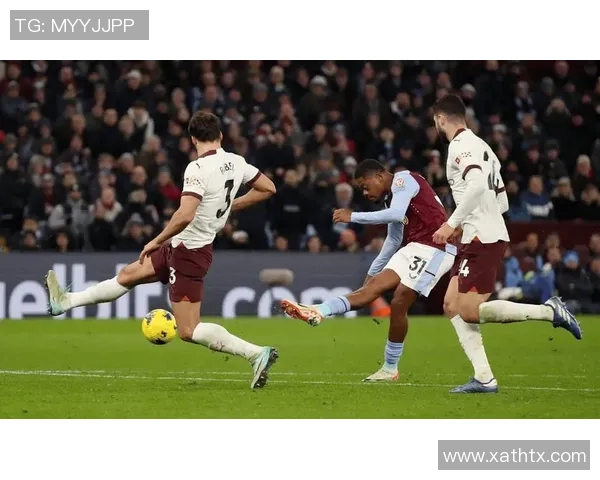 曼联与哈德斯历史交锋回顾2018年精彩瞬间与战绩分析